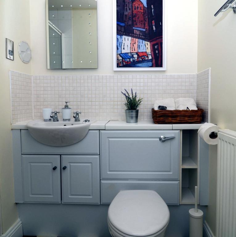 Powderhall Riverside Apartment Edinburgh Bilik gambar